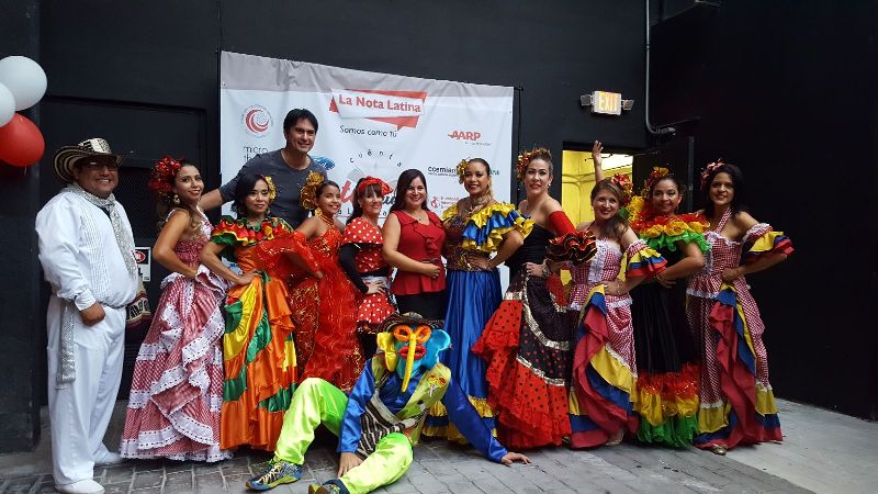 Poetas y Escritores Miami celebra aniversario de La Nota Latina